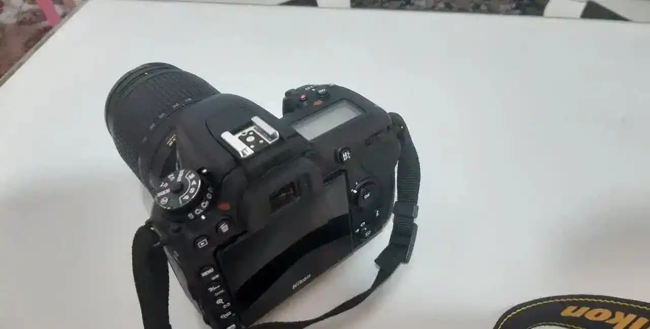 فروش دوربین نیکون   D7500 دست دو