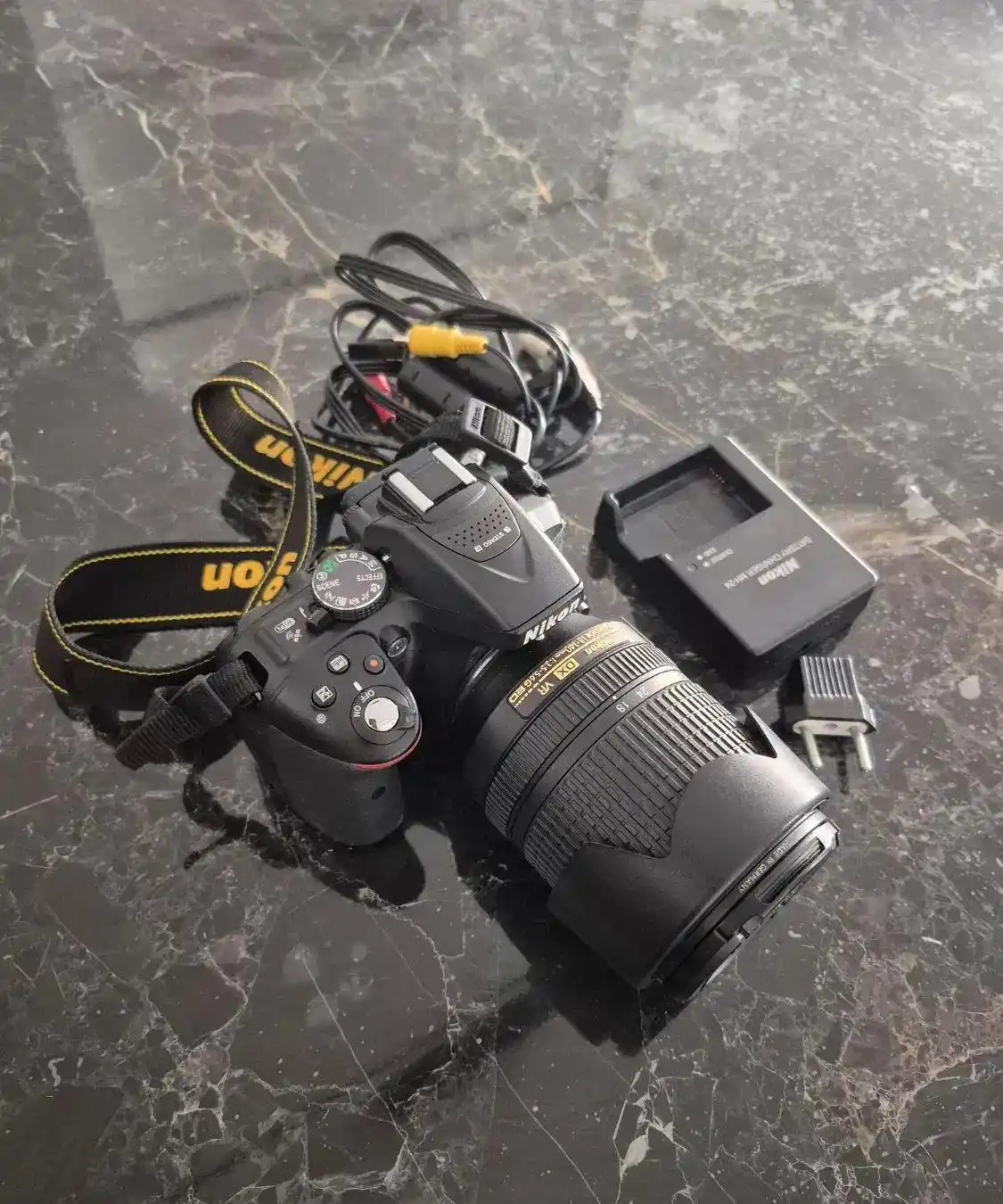 دوربین عکاسی دست دو