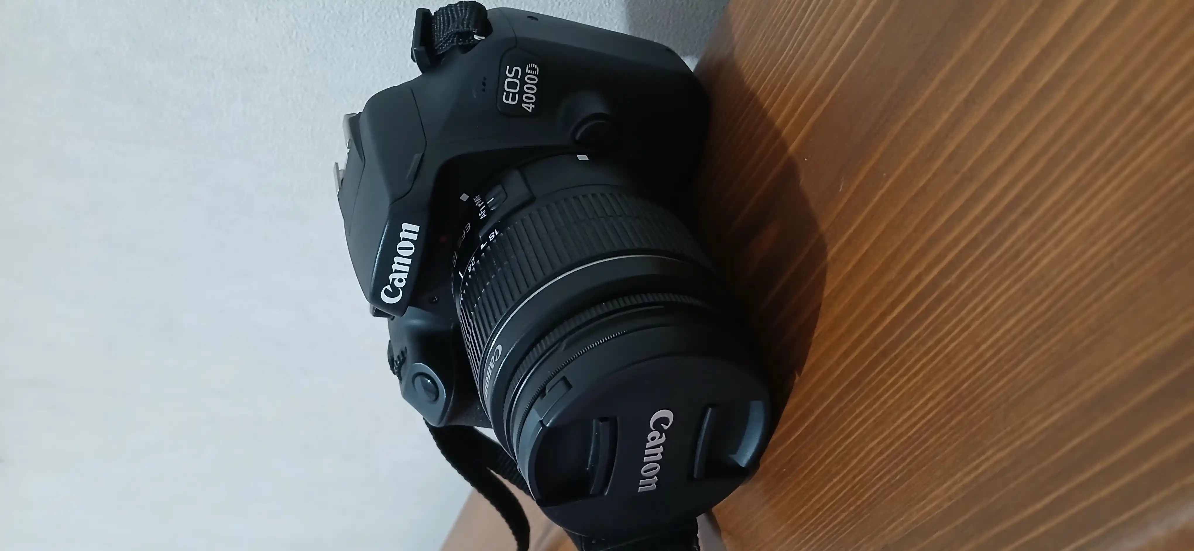 دوربین کنون 4000d دست دو