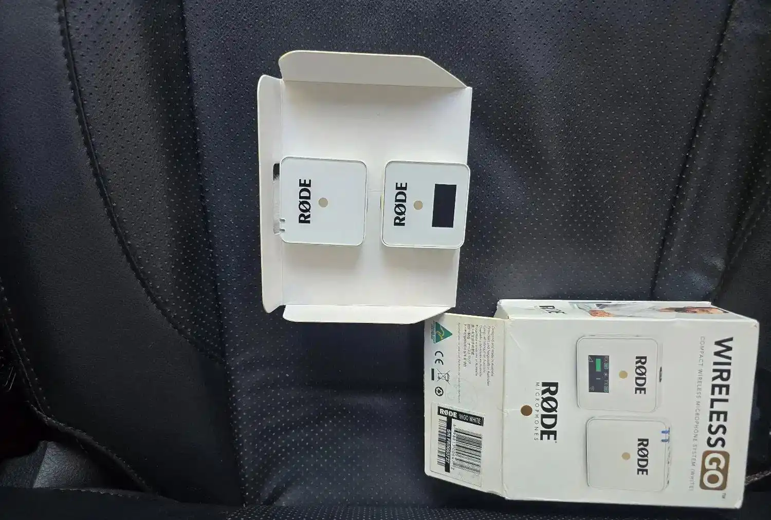 میکروفن برند Rode go دست دو