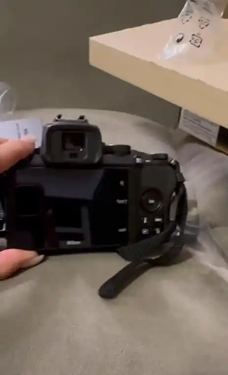 Nikon Z50 دوربین دست دو