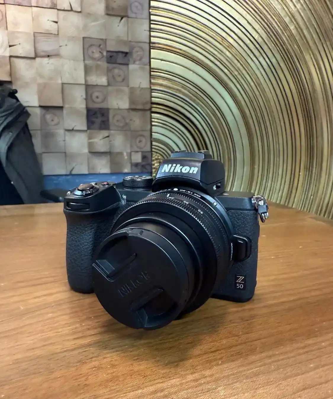 دوربین نیکونZ50 16-50 دست دو