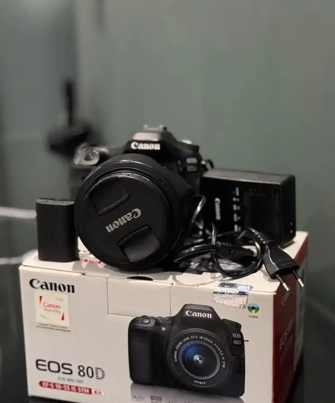 دوربین80Dcanon+لنز18-105 دست دو