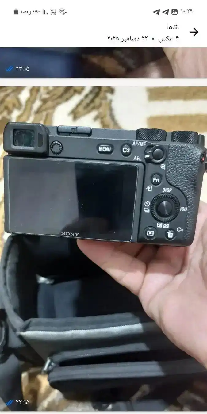 دوربین سونی آلفا ۶۶۰۰ دست دو