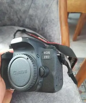 دوربین عکاسی کنون Canon EOS 77D دست دوم