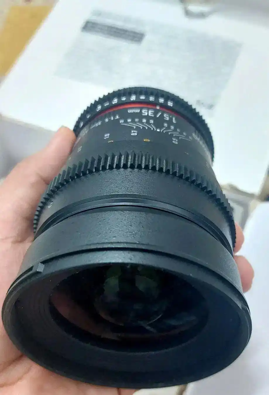 دوربین کنون 70d 18-135 و لنز سامیانگ t1.5 دست دو