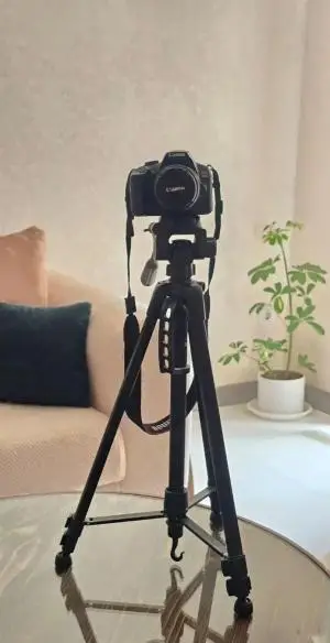 دوربین کنون eos1300d دست دوم