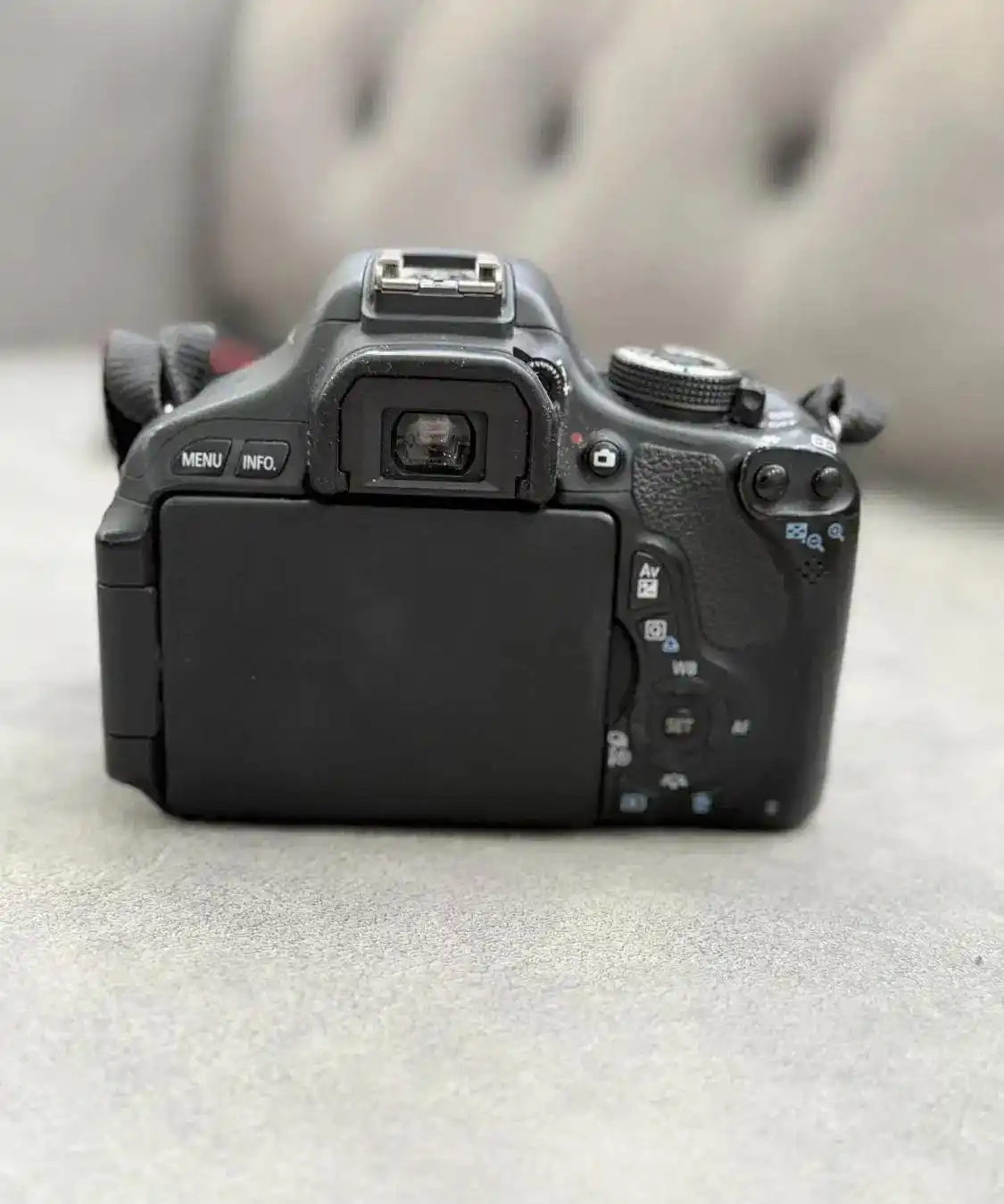 دوربین کنون canon eos 600d دست دو