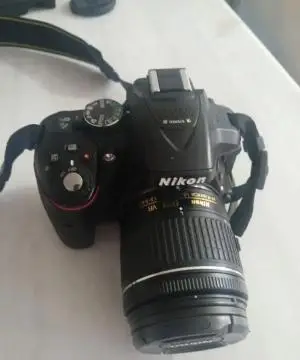 دوربین SLR نیکون D5300 دست دوم