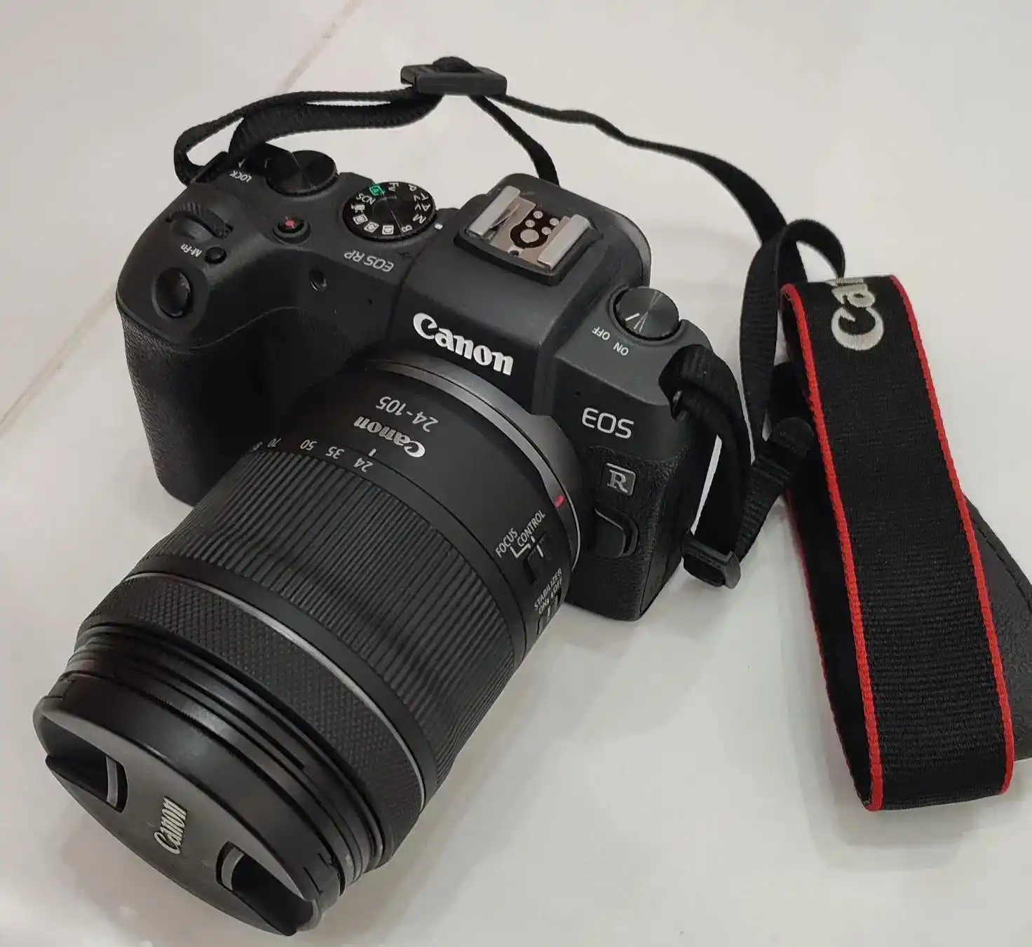 دوربین Canon RP دست دو