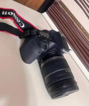 دوربین دست دوم کانن 70D دست دوم