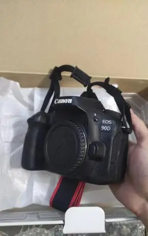 دوربین کنون 90D زیر دو‌ هزار شات دست دوم