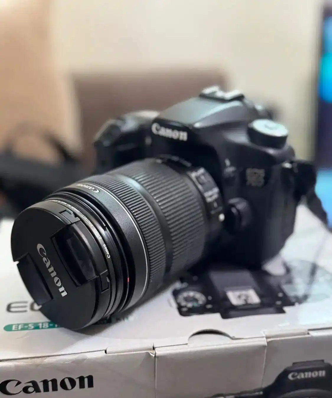 دوربین 70D canon سالم و نو دست دو