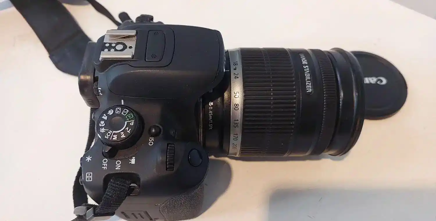 دوربین CANON 700D دست دو
