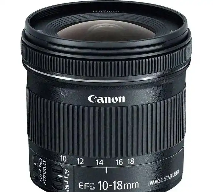لنز کانن Canon EF-S 10-18mm دست دو