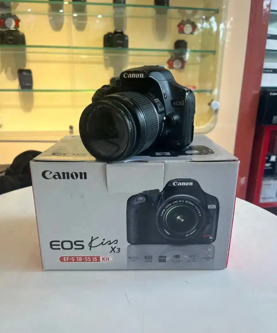 دوربین 550d canon دست دو