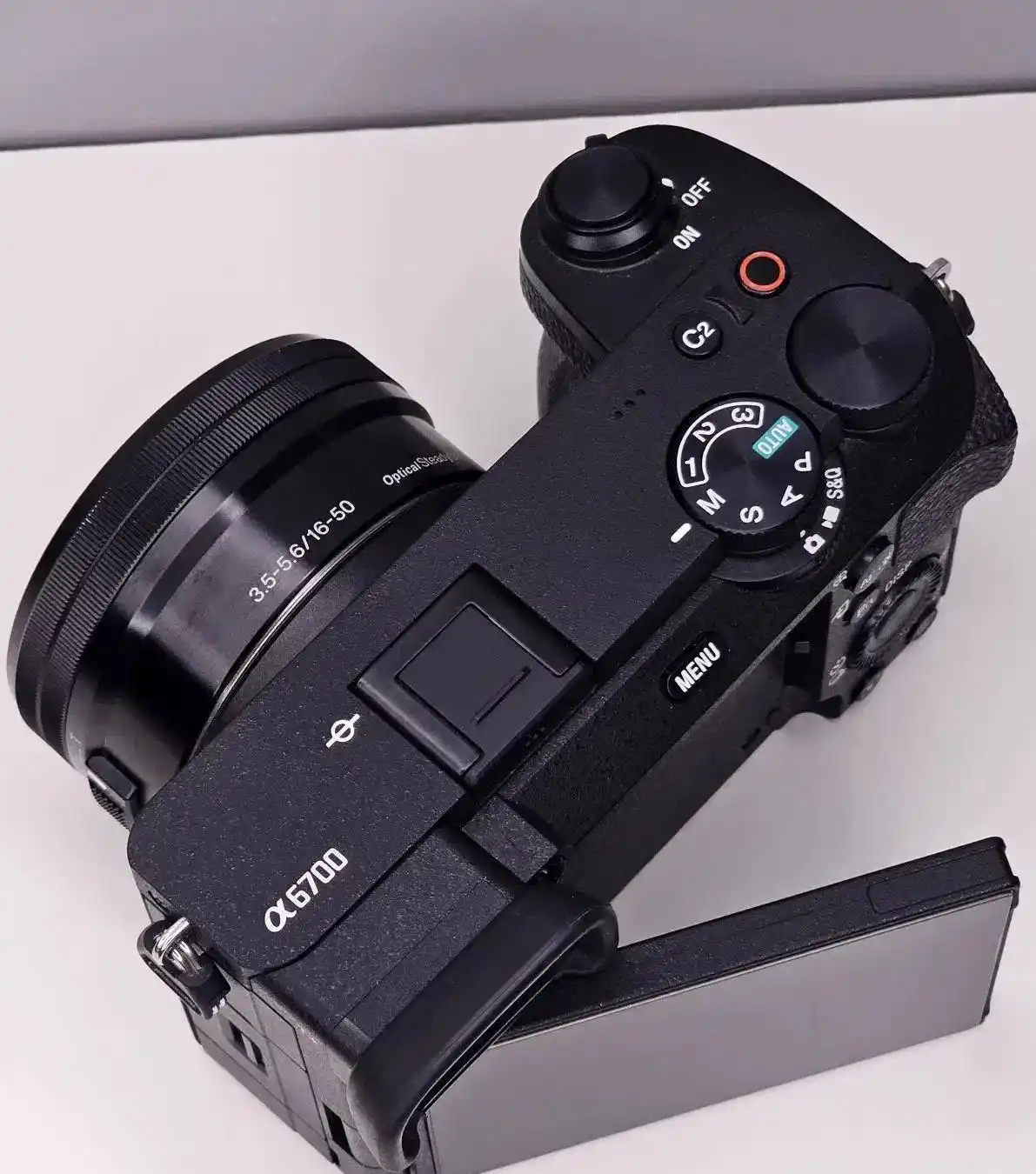دوربین سونی آلفا sony a6700 kit 16 50 دست دو