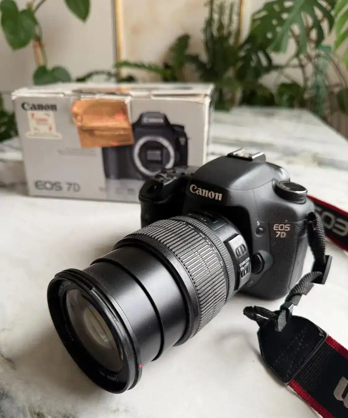 دوربین canon 7D در حد نو دست دو