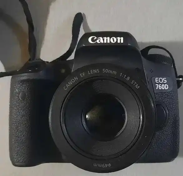 دوربین عکاسی canon 760d دست دو