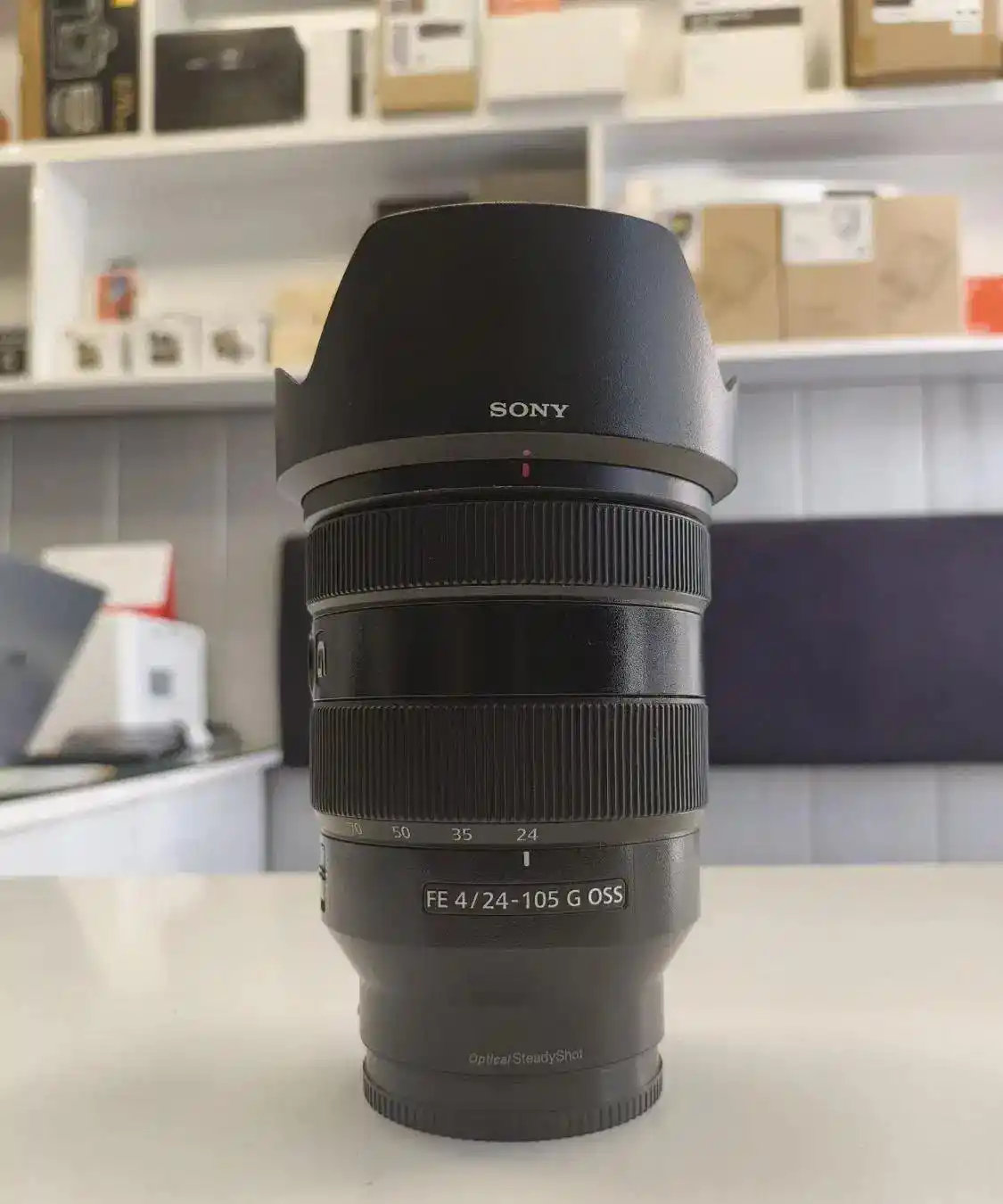 24 70 SIGMA F2.8 دست دو