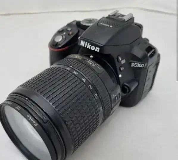 فروش یا تعویض نیکون  d5300 با  d5600 دست دو