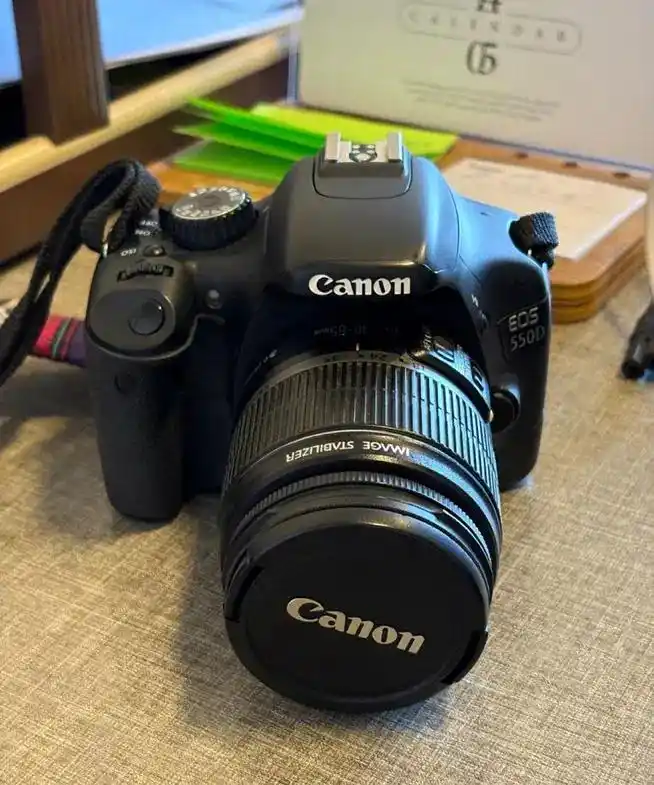 Canon 550D دست دو
