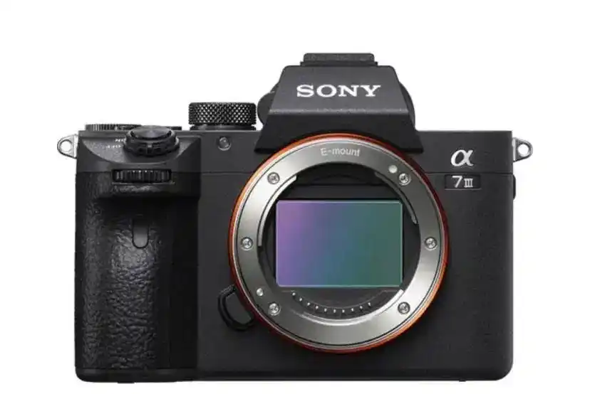دوربین Sony a7iii دست دو