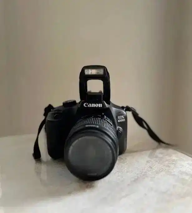 دوربین canon 4000d نو نو دست دو