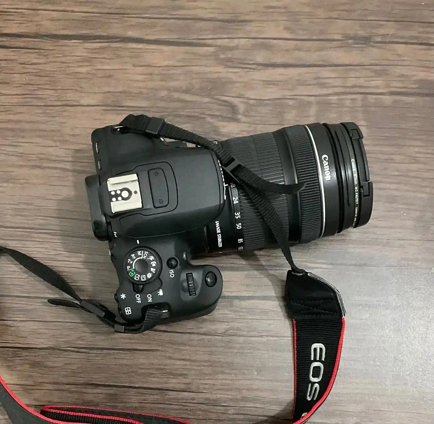 دوربین کانن kiss x7i (700D) با لنز ۱۸-۱۳۵ دست دو