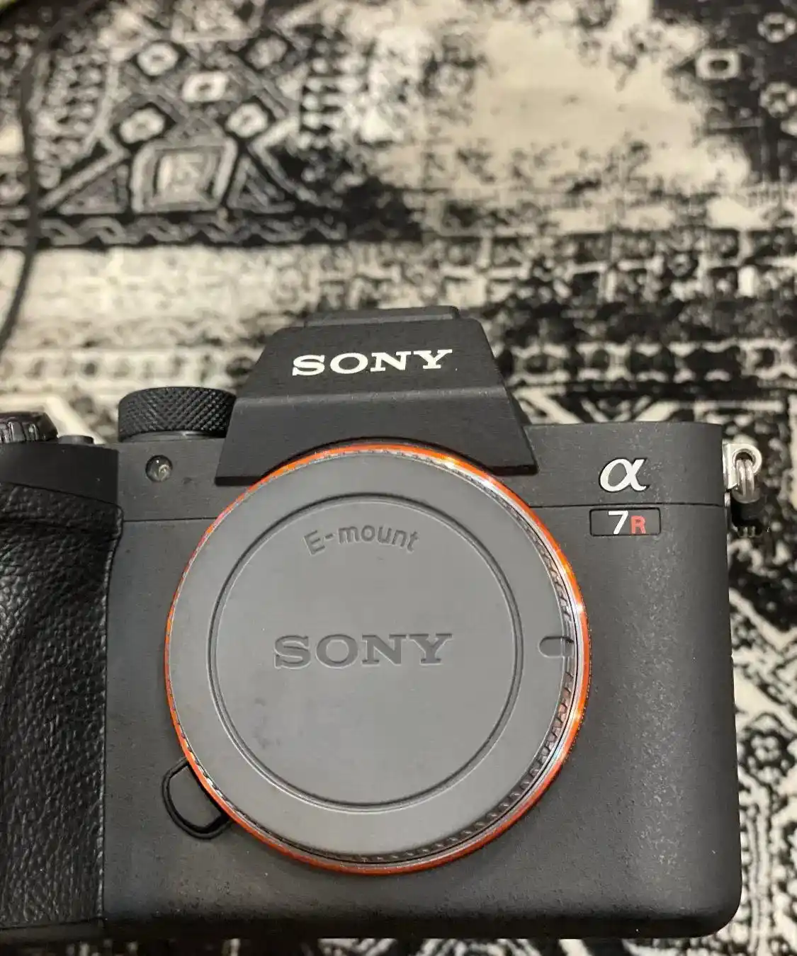 دوربین sony a7r IV دست دو