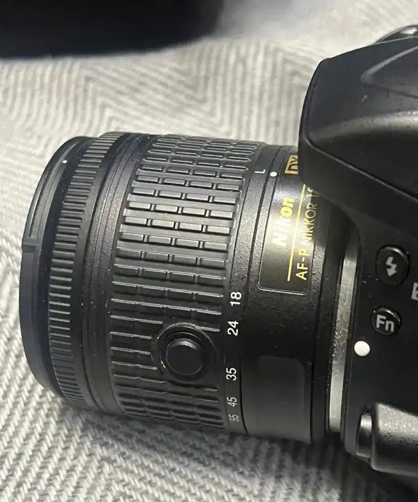 دوربین nikon d3300 دست دو