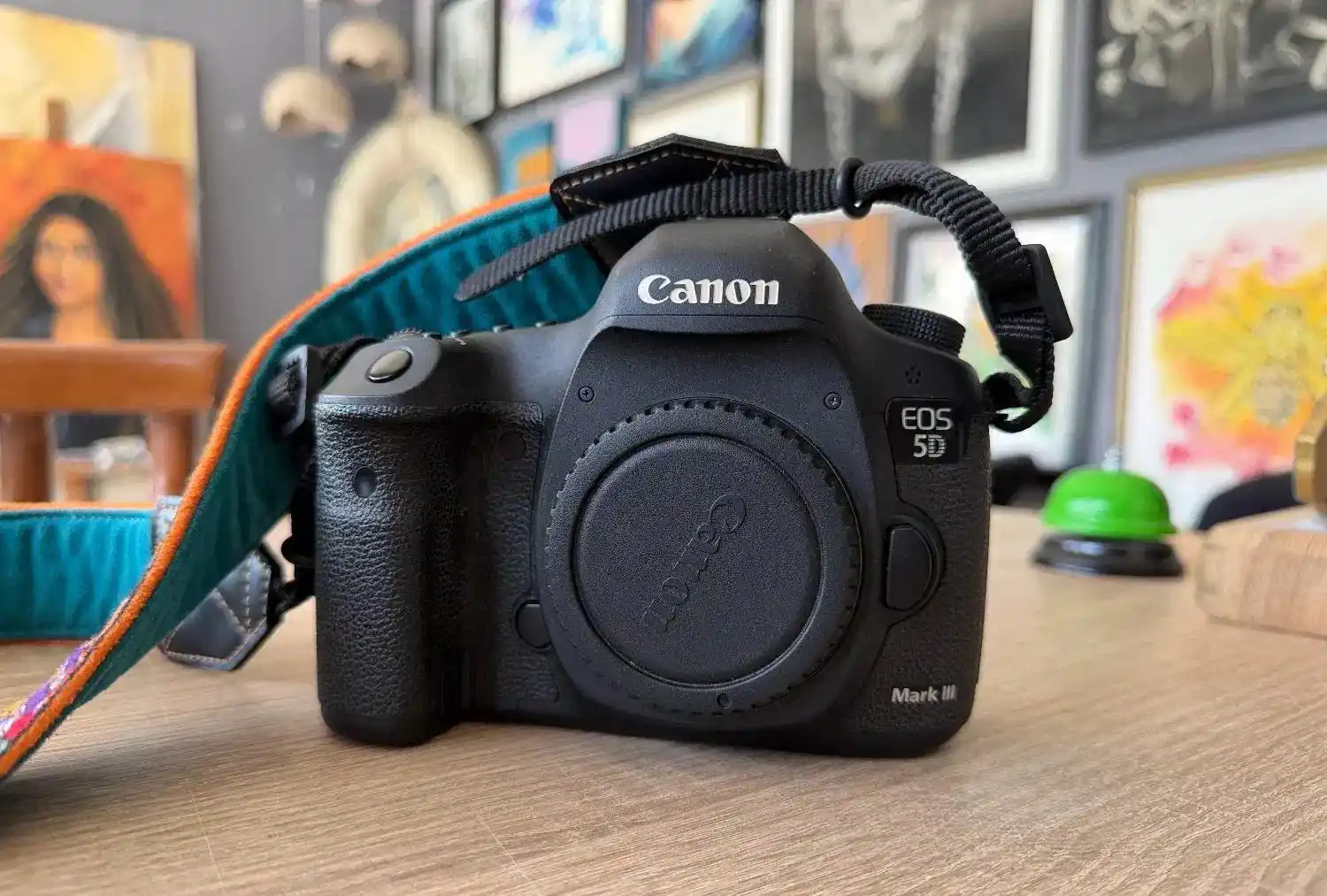 5D canon دست دو