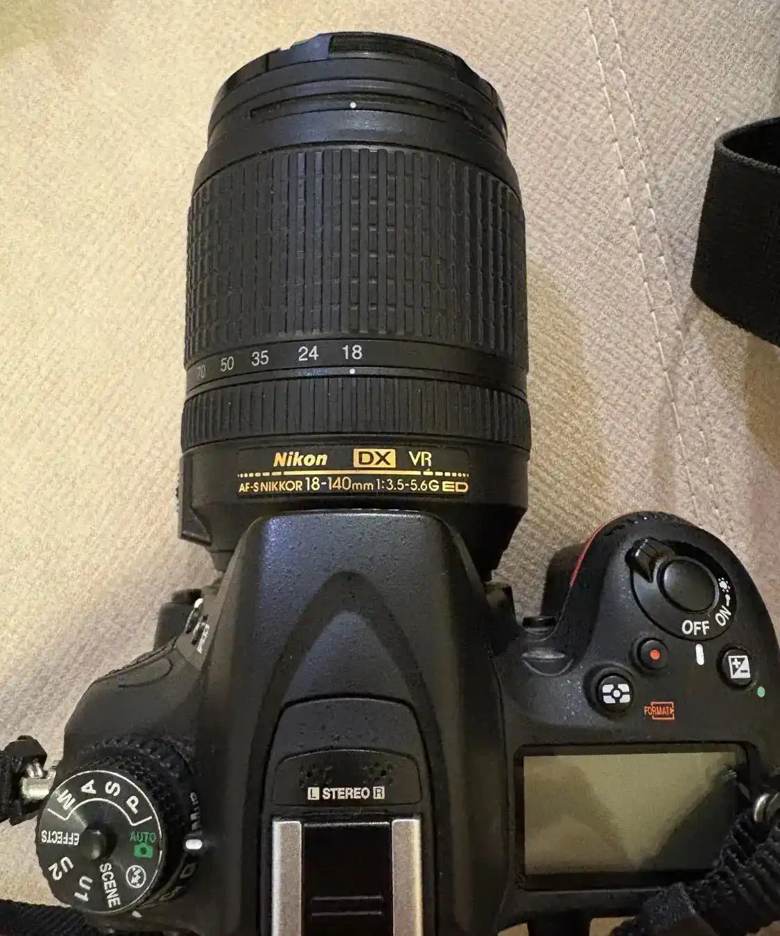 دوربین DSLR نیکون D7100 دست دو