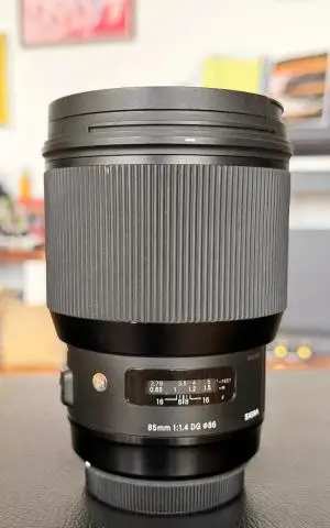 لنز sigma 85 mm f 1.4 / canon Mount دست دوم