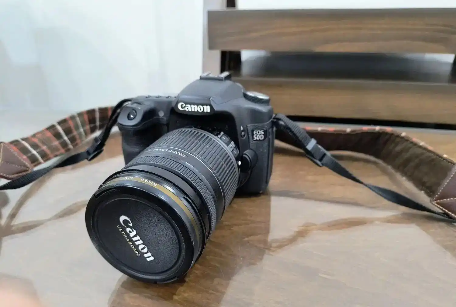 دوربین عکاسی کنون canon مدل 50D دست دو