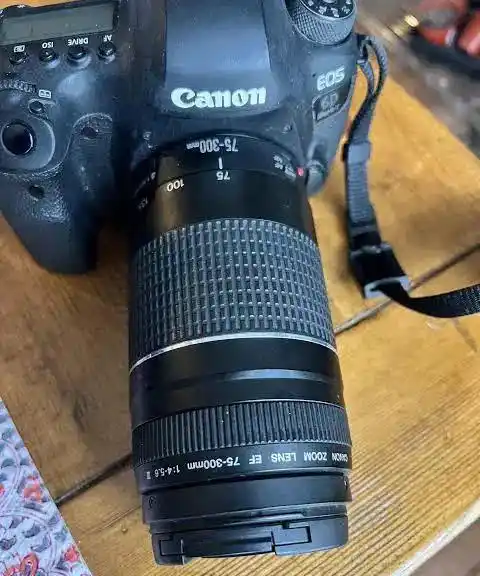 کنون 6d فول فریم دست دو