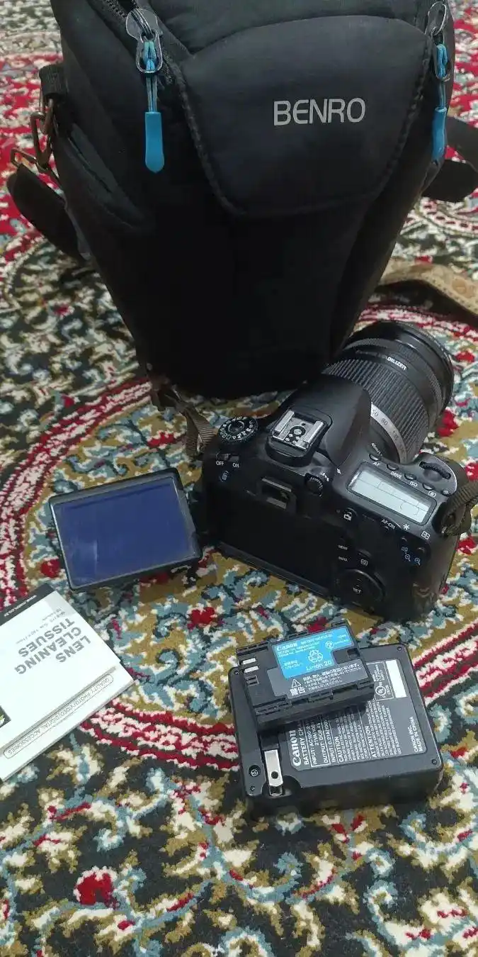 کنون60D دست دو