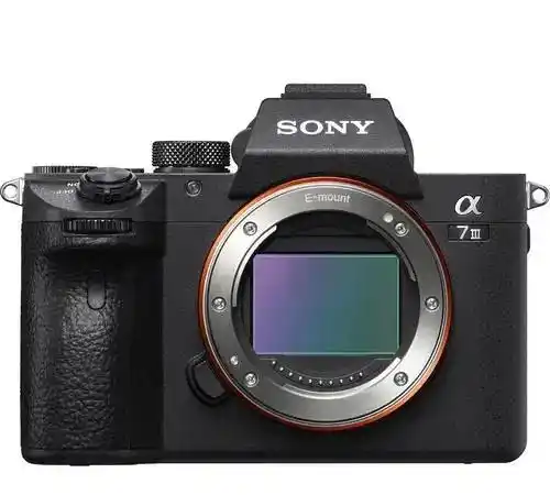 sony a7 iii دست دو