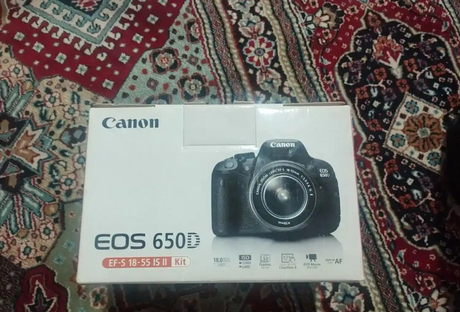 دوربین Canon 650D دست دو