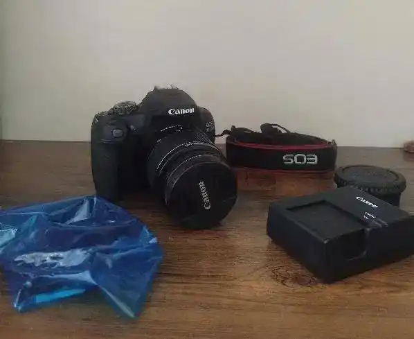دوربین 2000D canon همراه با لنز دست دو