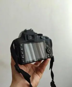 Nikon D3400 دست دوم