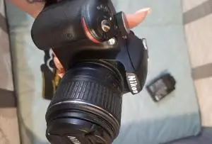 دوربین نیکون D3200  بالنز ۱۸ ۵۵ سایلنت دست دوم