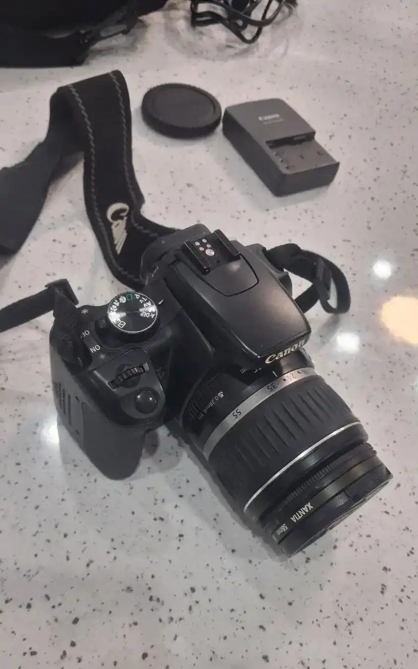 دوربین عکاسی به همراه لنز 400D دست دو