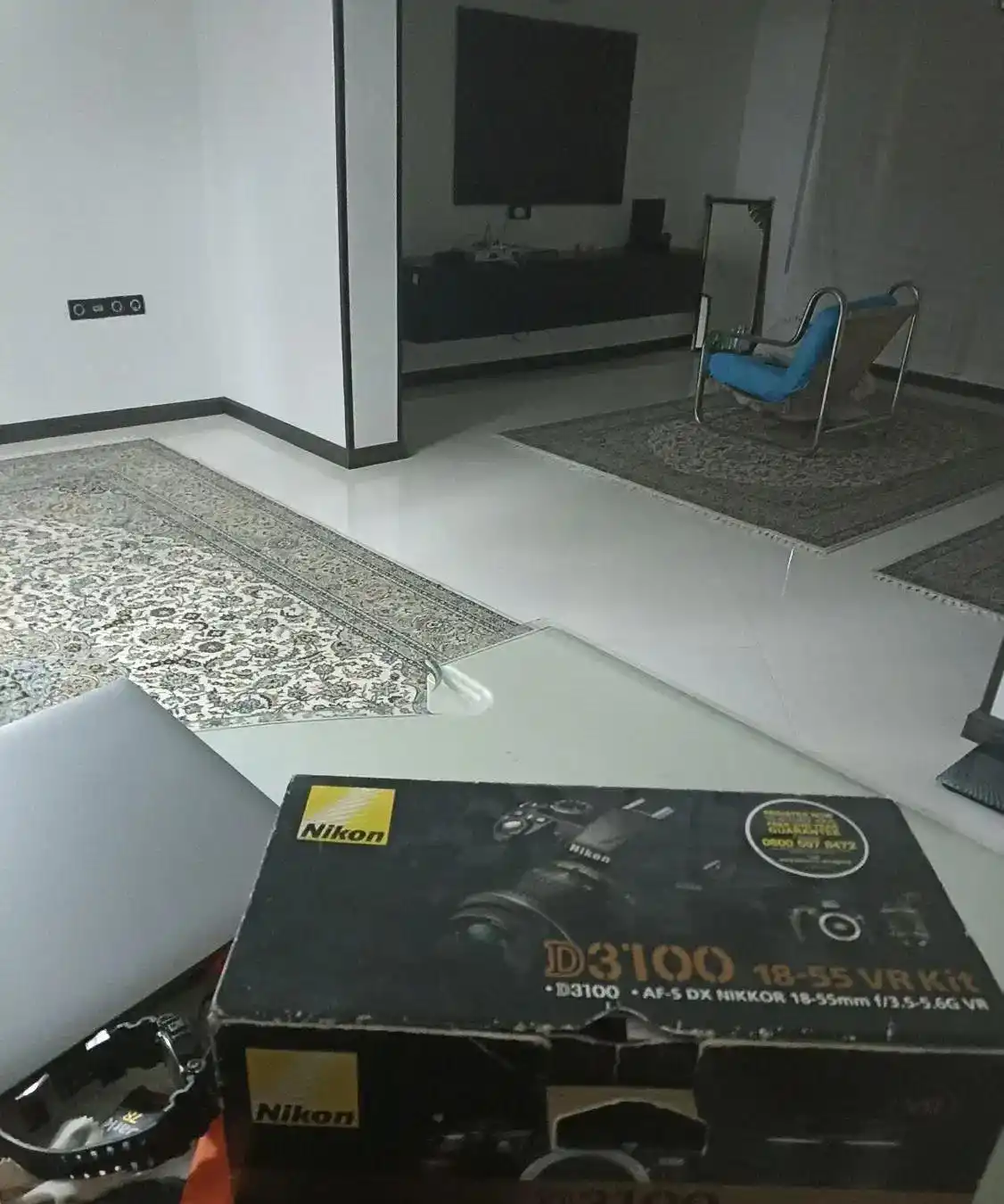 دوربین نیکون d3100 دست دو