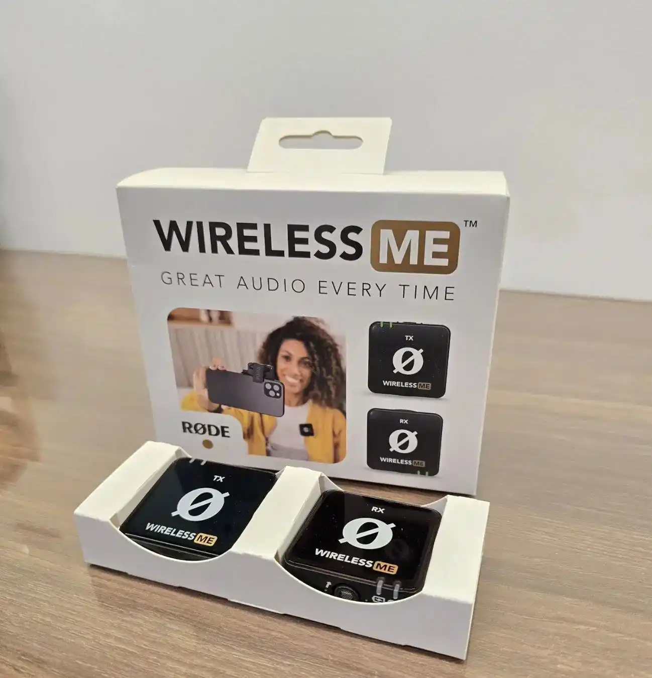 میکروفون یقه ای بی سیم RODE Wireless ME دست دو