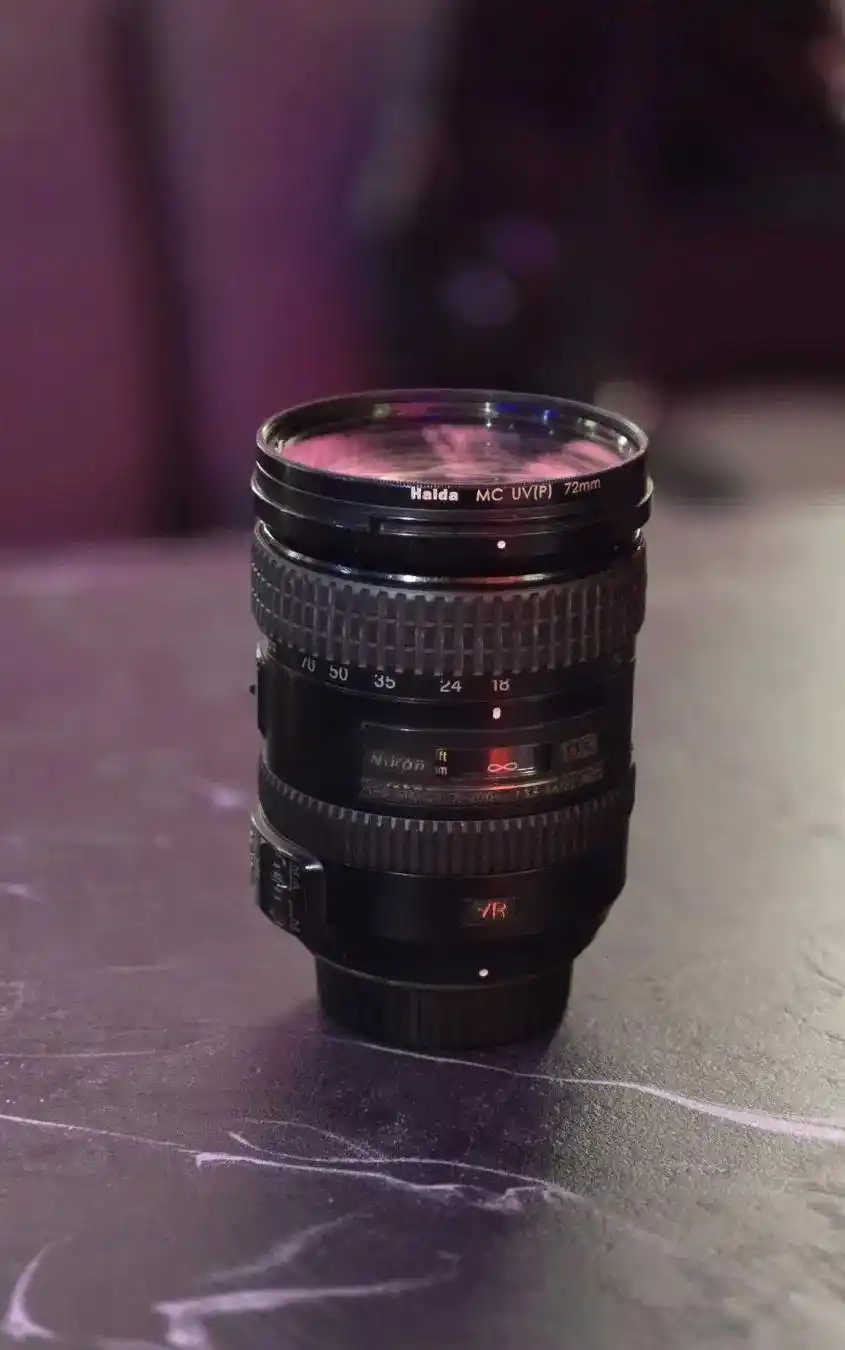 لنز نیکون  Nikon  18-200m مشخصات   مشخصات دست دو