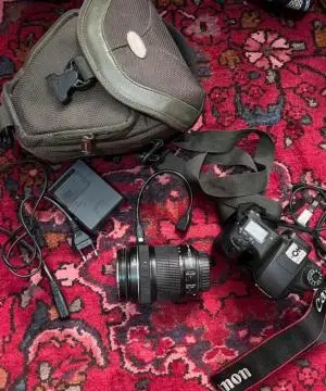 دوربین Canon760D-لنز 135-18 کاملا نو دست دوم