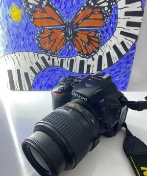 دوربین نیکون D5500 به همراه سه لنز دست دوم