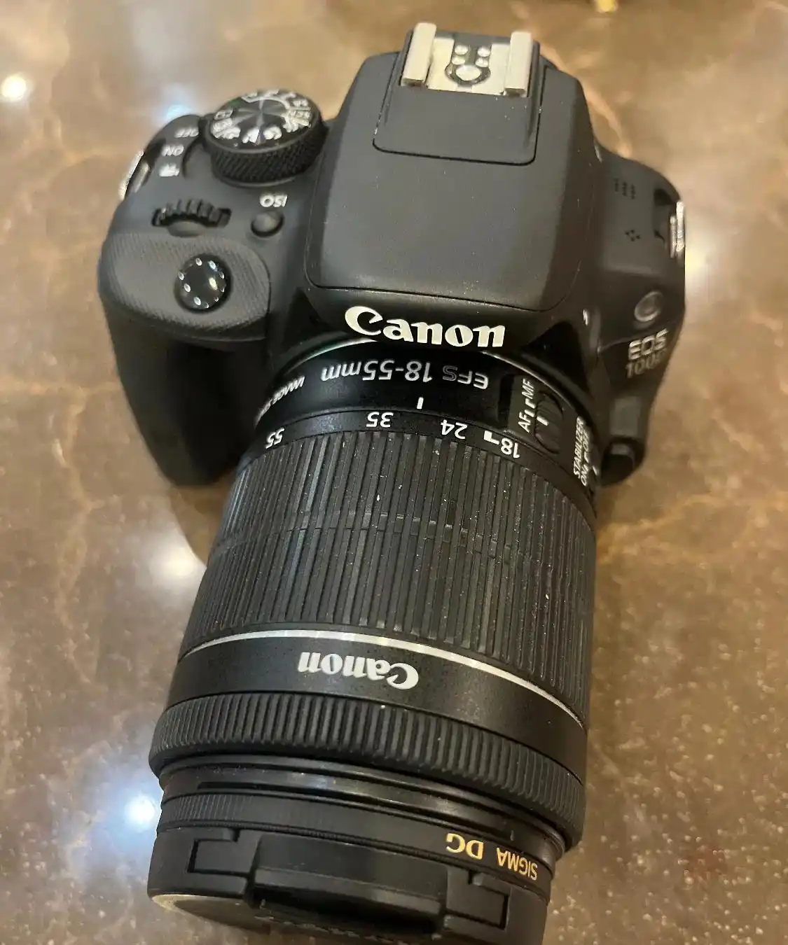 دوربین کنون EOS 100D دست دو