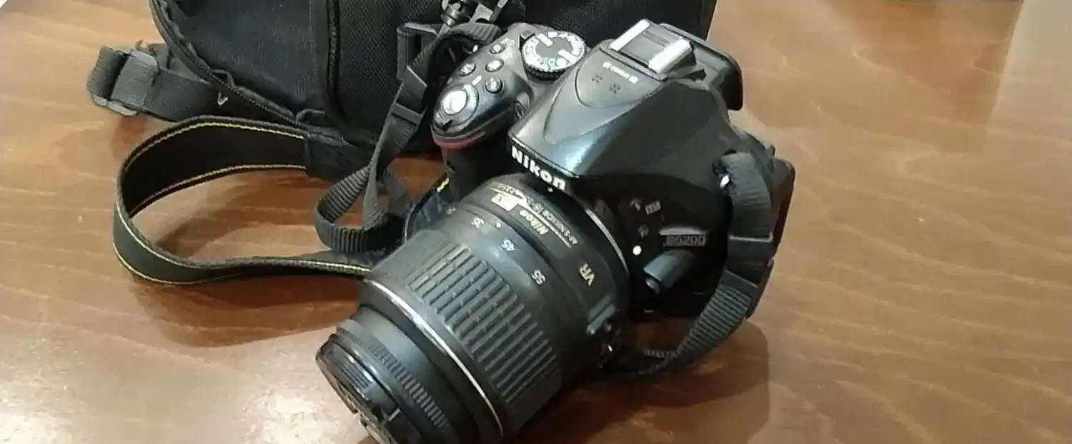 فروش دوربین نیکون  D5200 دست دو